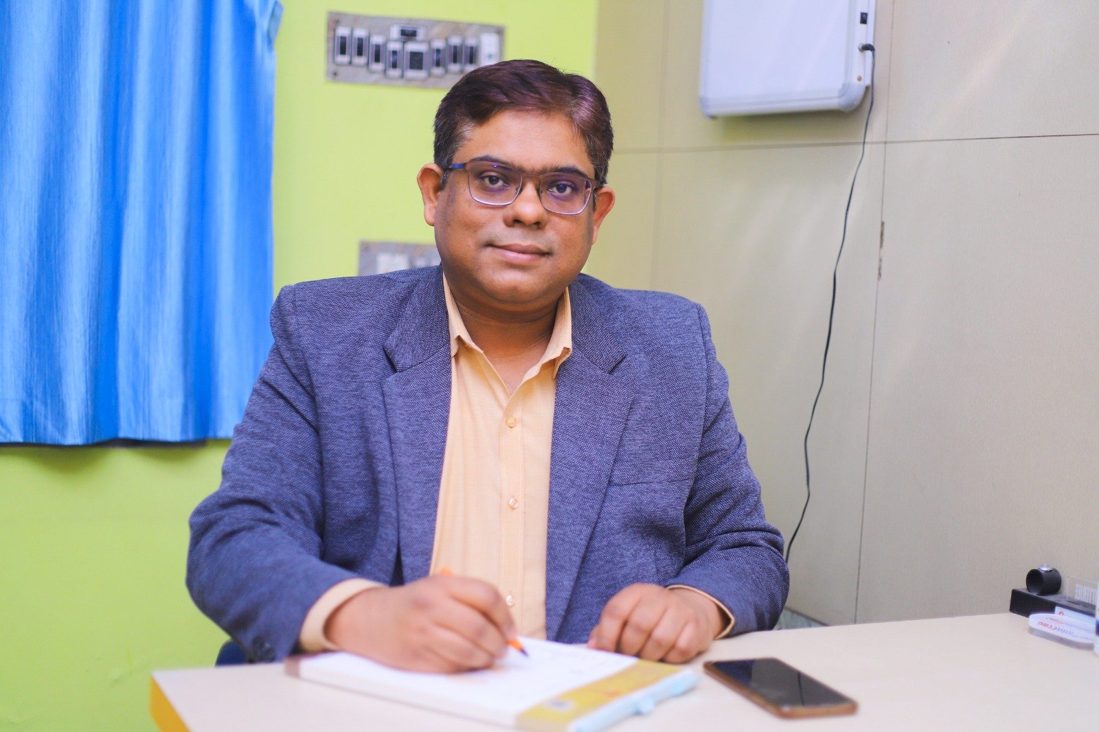 Dr. Souvik Chatterjee